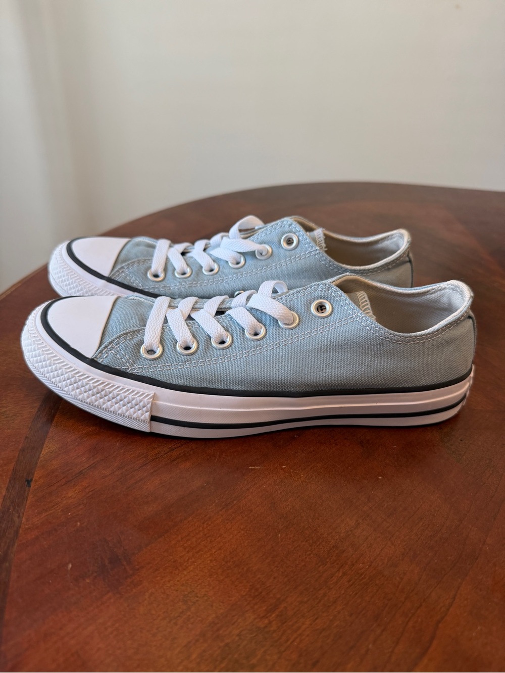 Converse All Star Low Top Sneakers Women’s 7 Blue Gray Lace up Shoes Classic